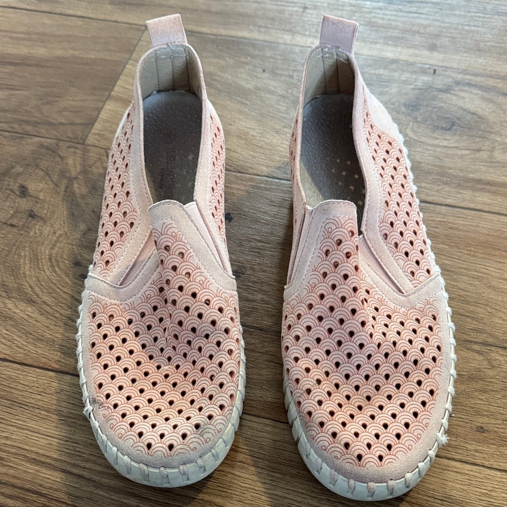 Ilse Jacobsen Blush Pink Perforated Slip-On Mules